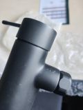Jednouchwytowa Bateria Wannowa Essence 25250KF1 Grohe - OUTLET towar niepełnowartościowy